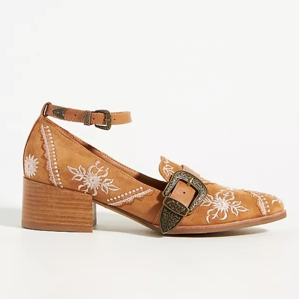Anthropologie Silent D Embroidered Heeled Loafers Boho Suede Leather Tan Size 37